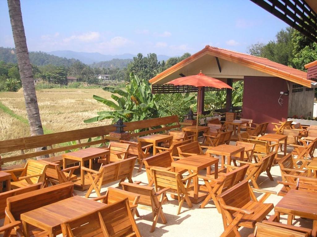 Tamarind Grand Resort Мае Сарианг Екстериор снимка