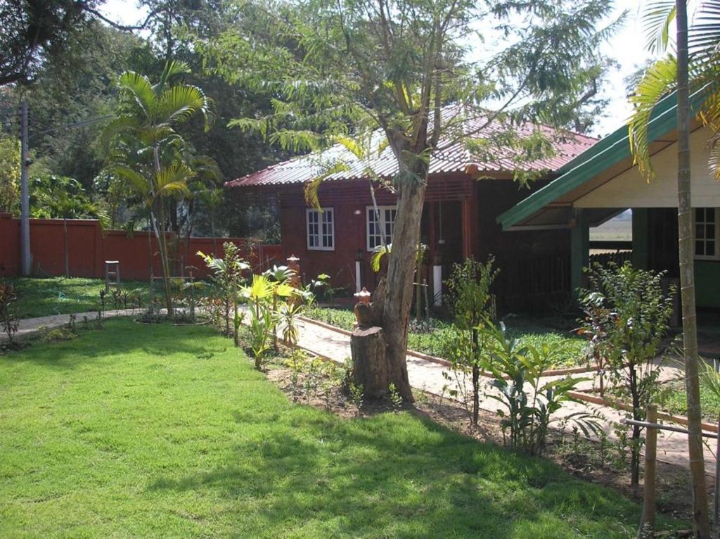 Tamarind Grand Resort Мае Сарианг Екстериор снимка